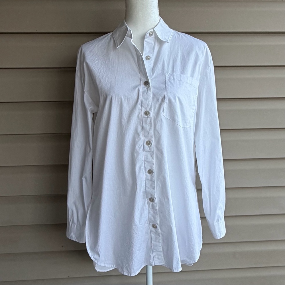 •Jones & Co• Front/Back Button Down Tunic - Size Small